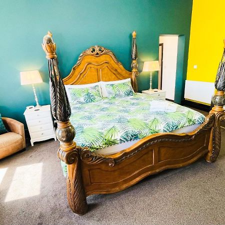 Phoenix Apartments Гуул Екстериор снимка